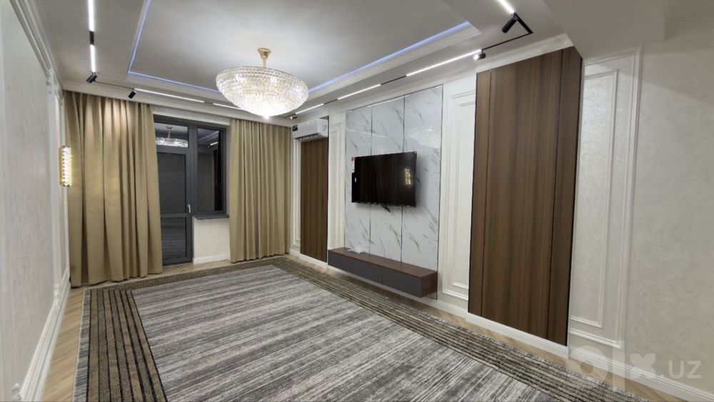 Продается 3 ком. Квартира площадью 95 кв.м. По кл. Октябрьская