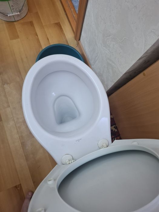 Унитаз продам б/у