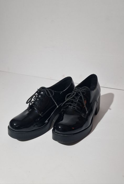 Продам ботинки, 39 размер