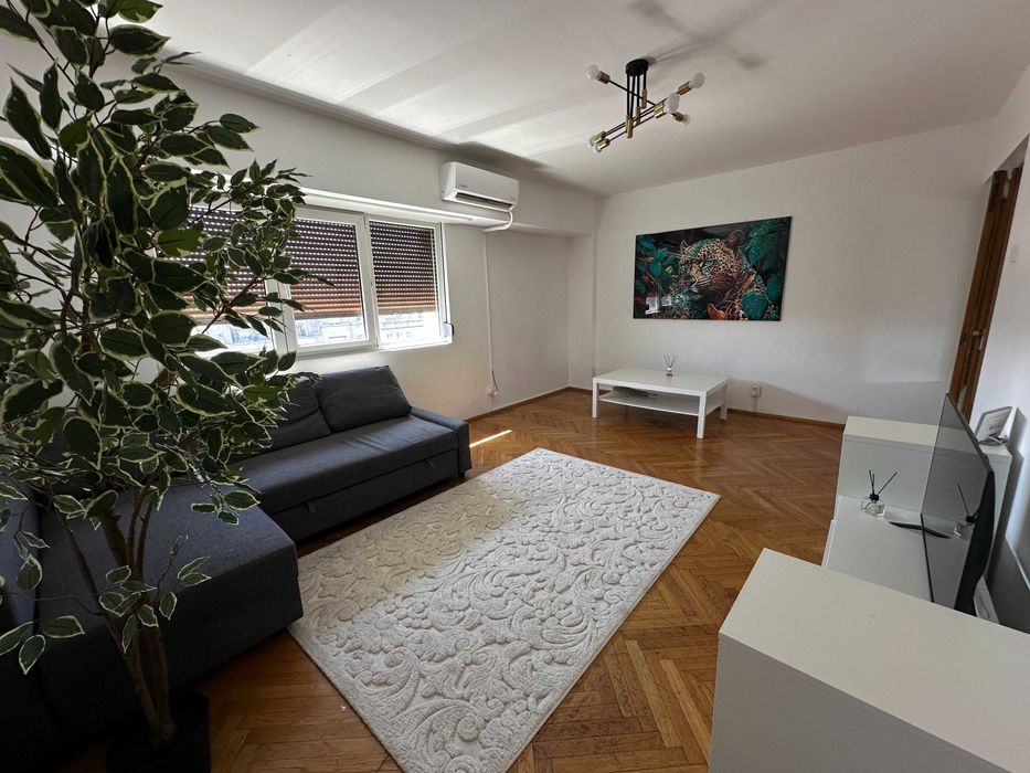 Apartament 2 camere - regim hotelier / PIATA ROMANA / TERASA