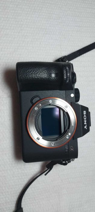 Aparat foto Sony A7III