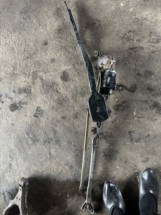 W140 мерс дворник