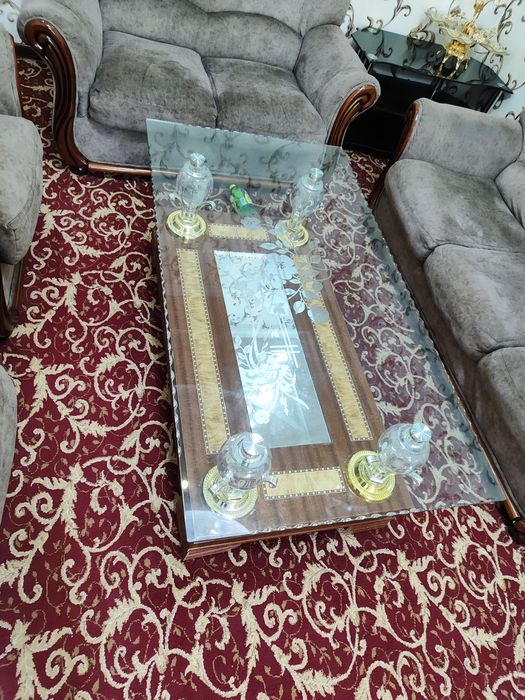 Продаётся диван кресло и журнальный столик