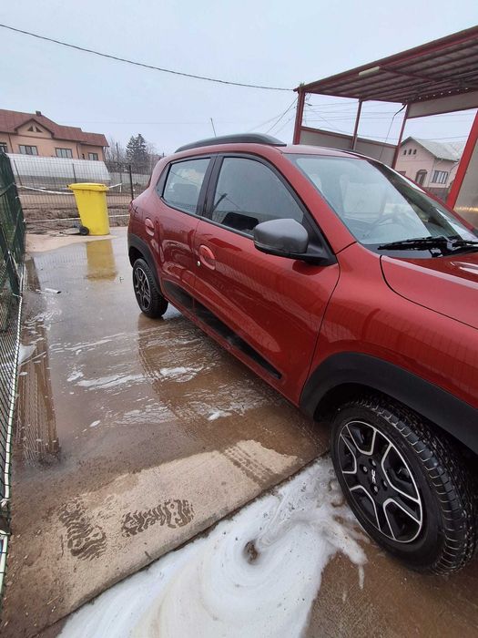 Dacia Spring rosie, 2023, 5300km