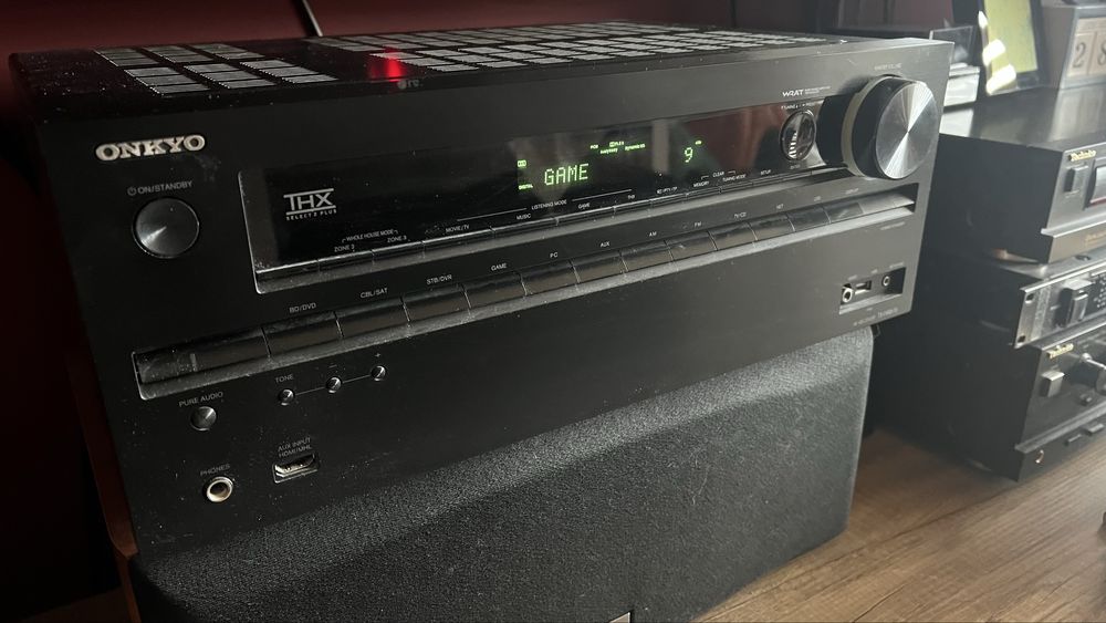 Ресийвър Onkyo TX-NR616