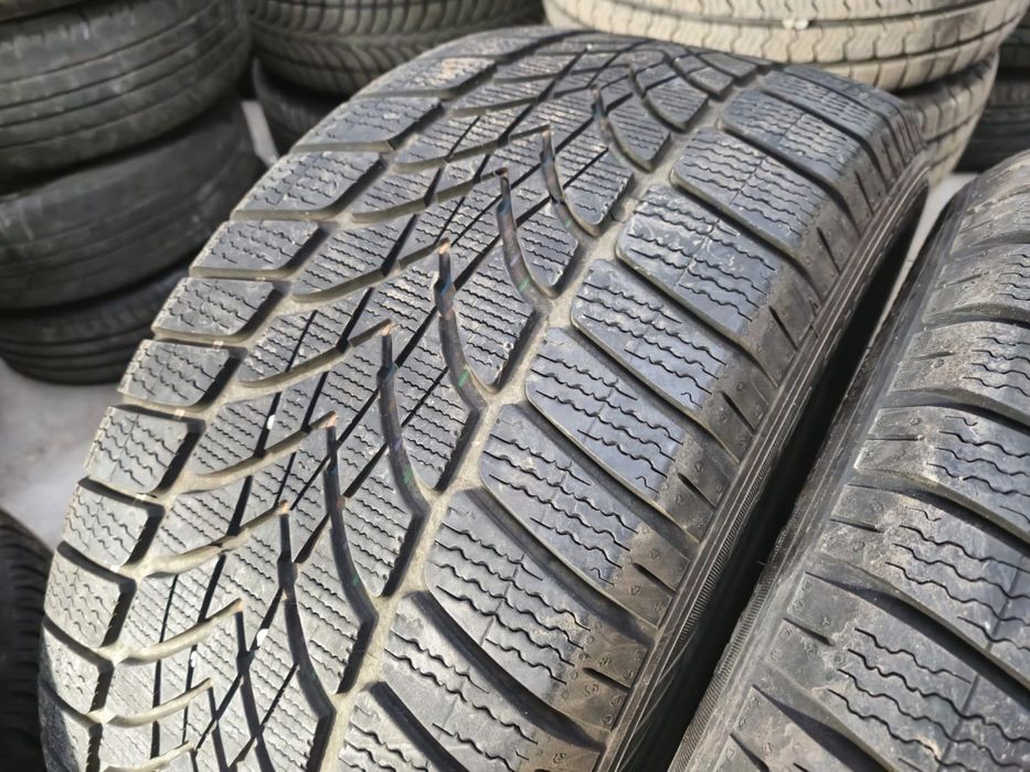 2 anvelope iarna Dunlop 255 50 19 stare foarte buna