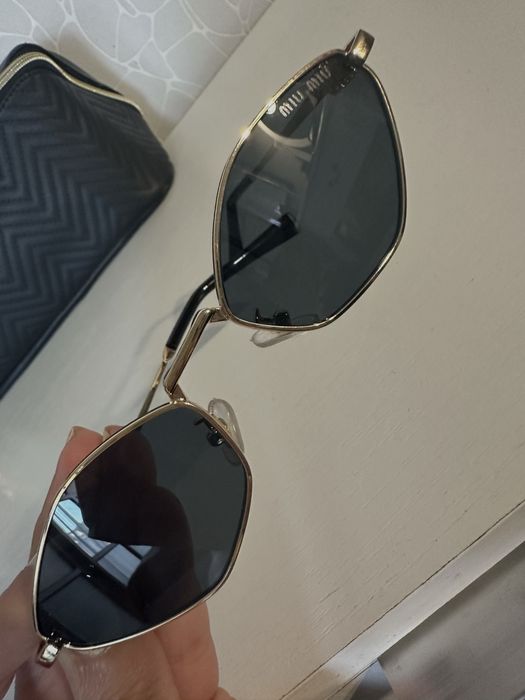 Слънчеви очила Miu Miu
