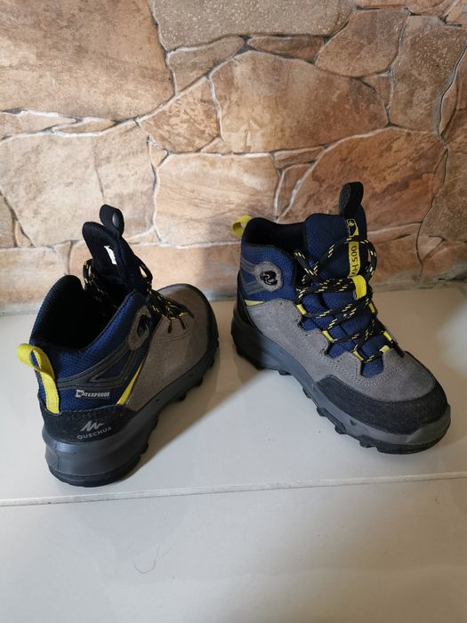 Bocanci waterproof marimea 29