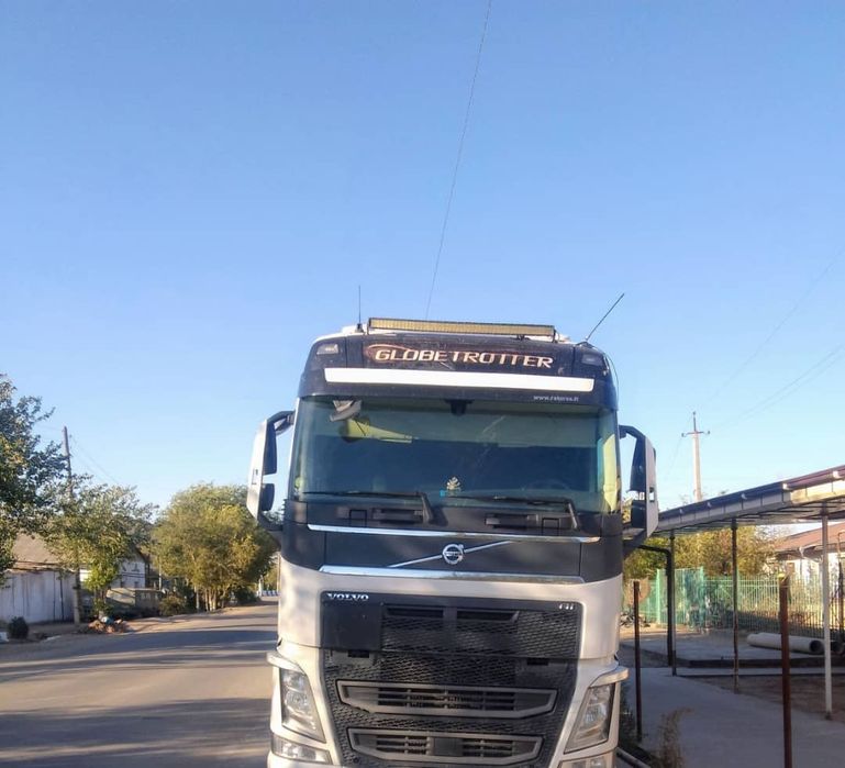 ВОЛВО FH 500 евро 6 сотилади2017 йил  продаётся