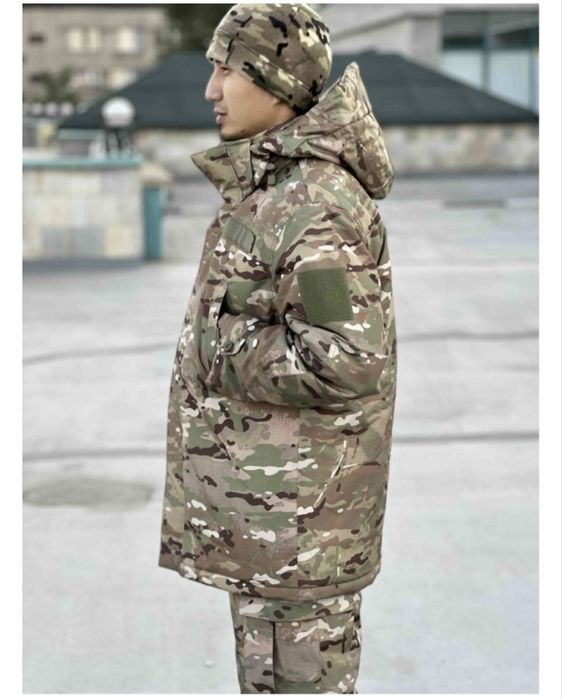 Продам бушлат с ватником новый 48 размер рост 4