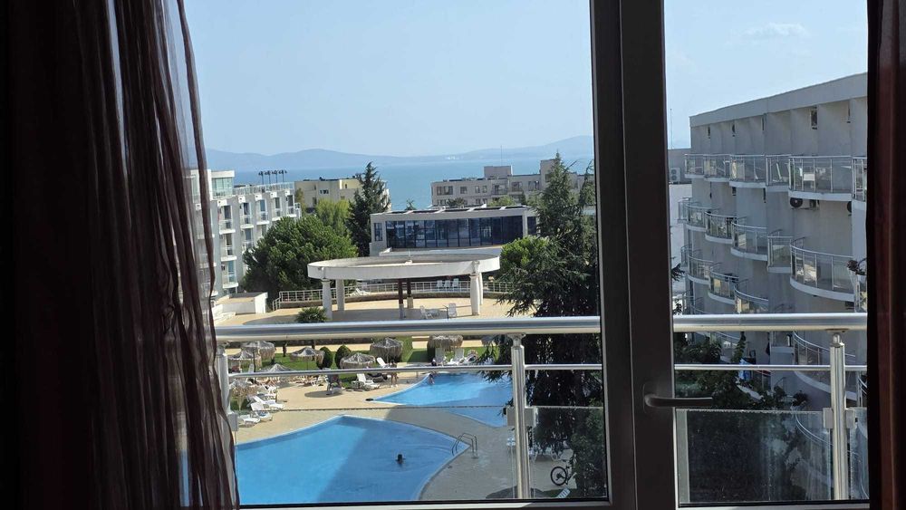 Двустаен с гледка море в Бургас