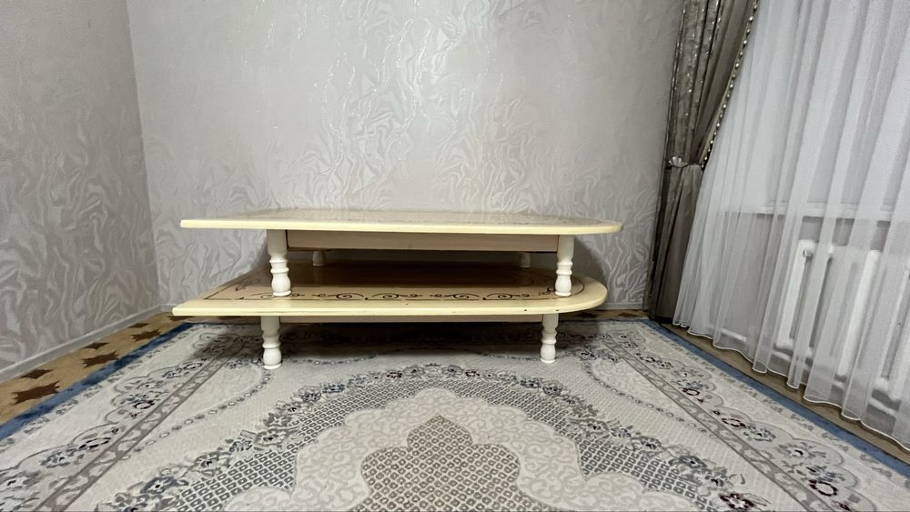 Продам стол ‘земной’