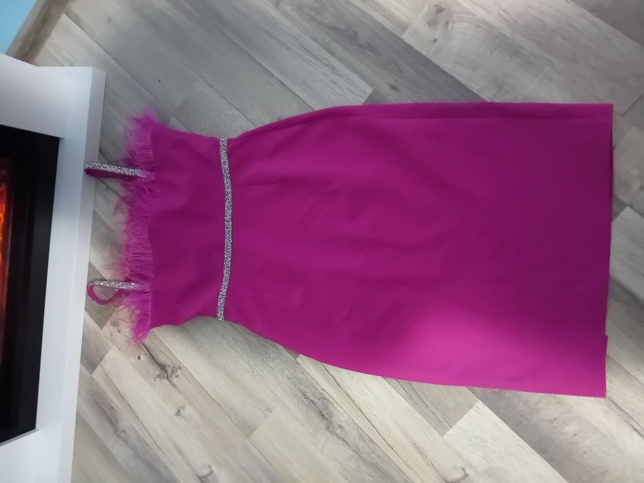 Vând rochie roz, marimea 40