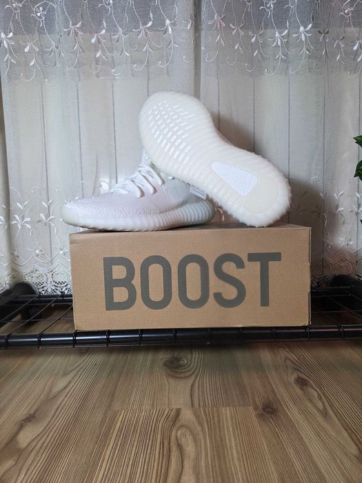 Yeezy boost marimea 43