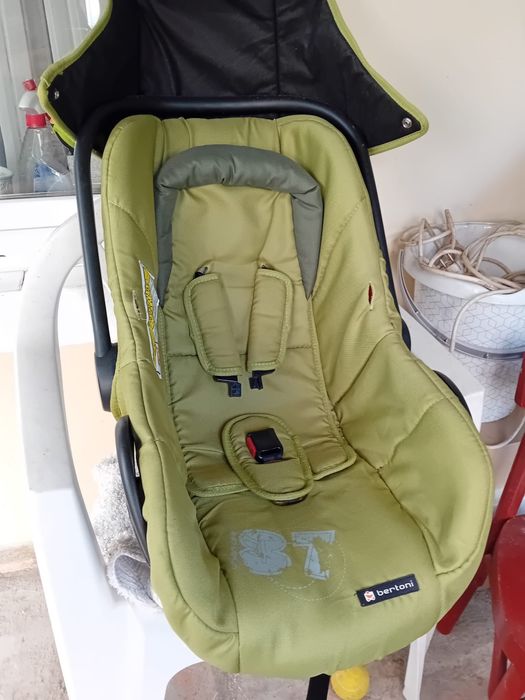 Scaun auto pentru copii Bertoni