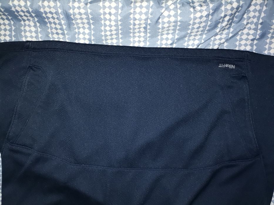 Продавам фланелка на NIKE