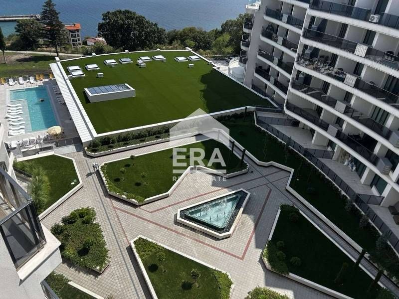 Продава се Тристаен апартамент в Варна, Чайка - 115 кв.м за 878 €/кв.м - Снимка #1
