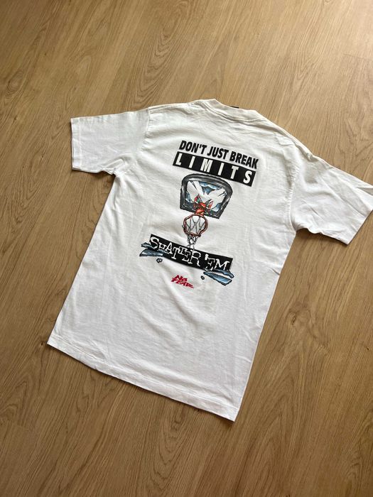 tricou no fear 90s single stitch y2k vintage stil stussy evisu