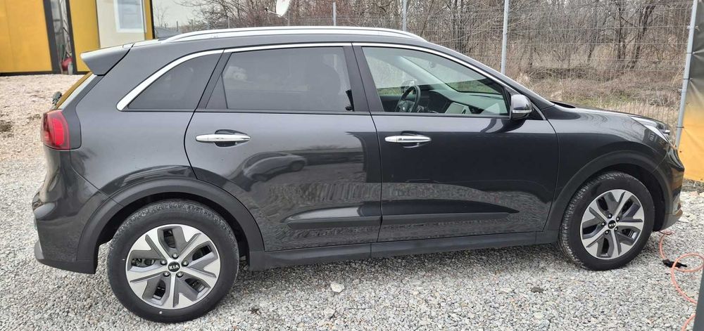 Kia Niro EV 64kWh ExecutiveLine full electric 204PS