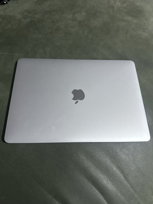 Vand laptop apple