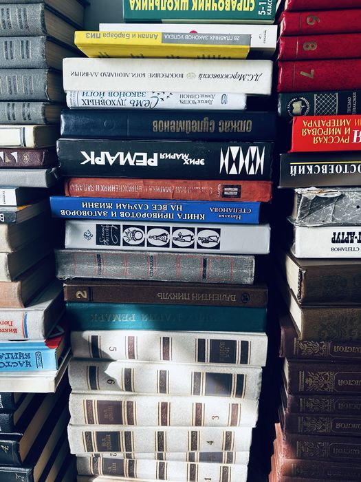 Продам Книги б/у