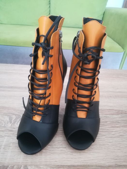 Încălțăminte dama Kazak (piele naturala)