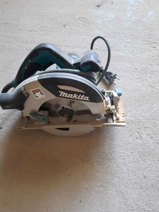 Circular MAKITA HS 7101