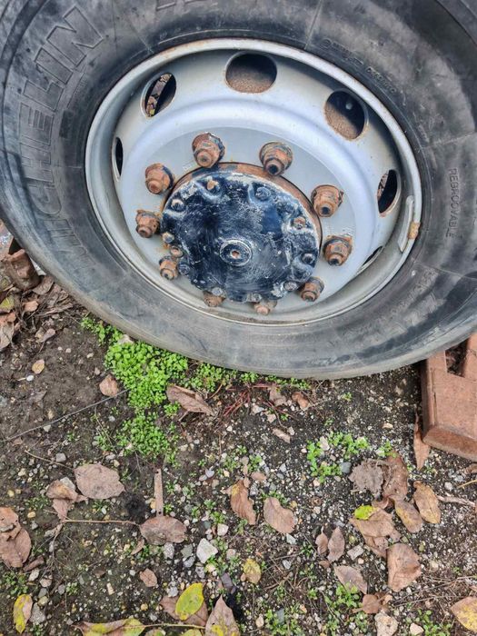 Мостове за триосен камион МАН