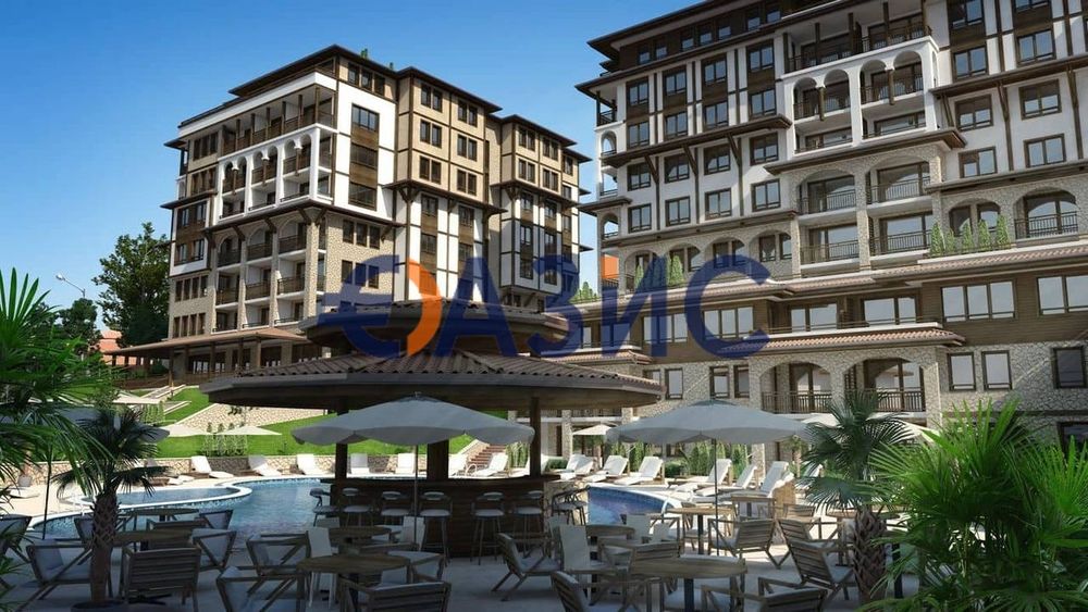 Продава се Тристаен апартамент в Свети Влас - 105 кв.м за 703 €/кв.м - Снимка #2