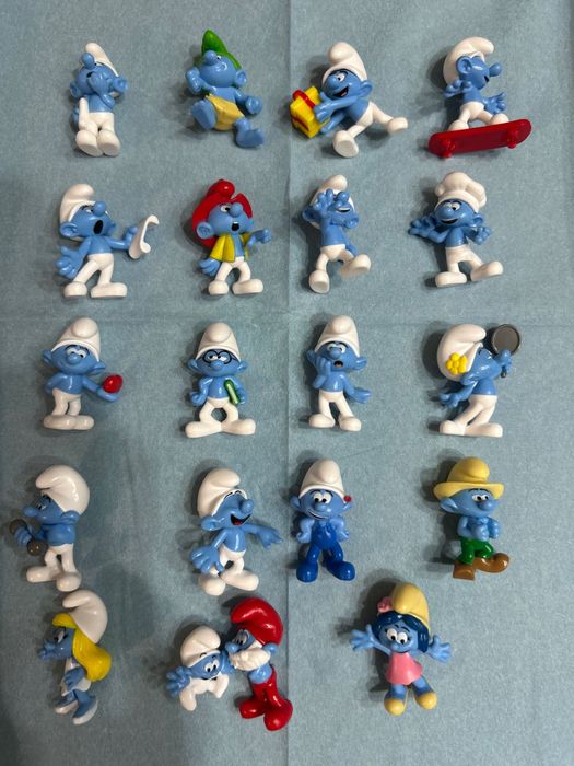 Vând ștrumfi! NOI!