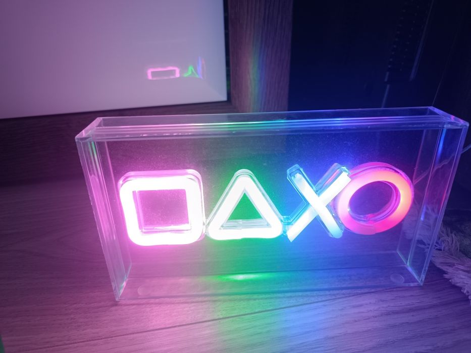 Set 2 lămpi LED decorative – PlayStation RGB + Palmier – lumini de veghe copii