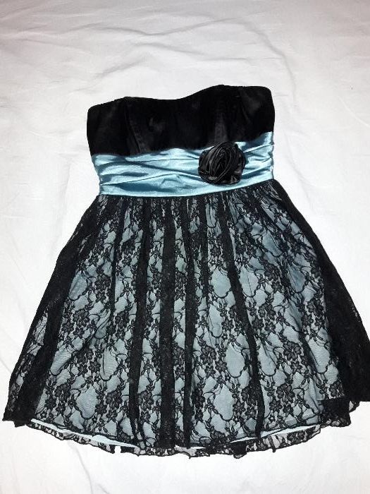 Дамска рокля тип бюстие