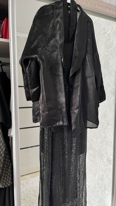 Продам Вечерное платье с паетками