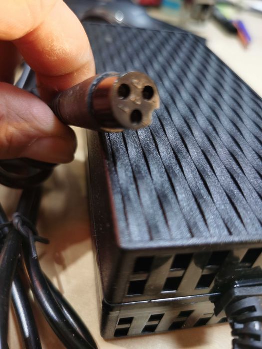 Încărcător 60V - 67.2V Li-ion scuter-bicicleta electrica 2A