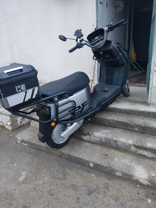 Электронный скутер