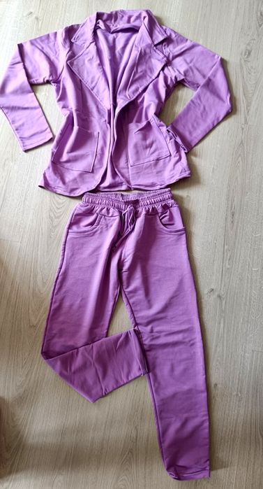 Чисто нов дамски сет в лилаво