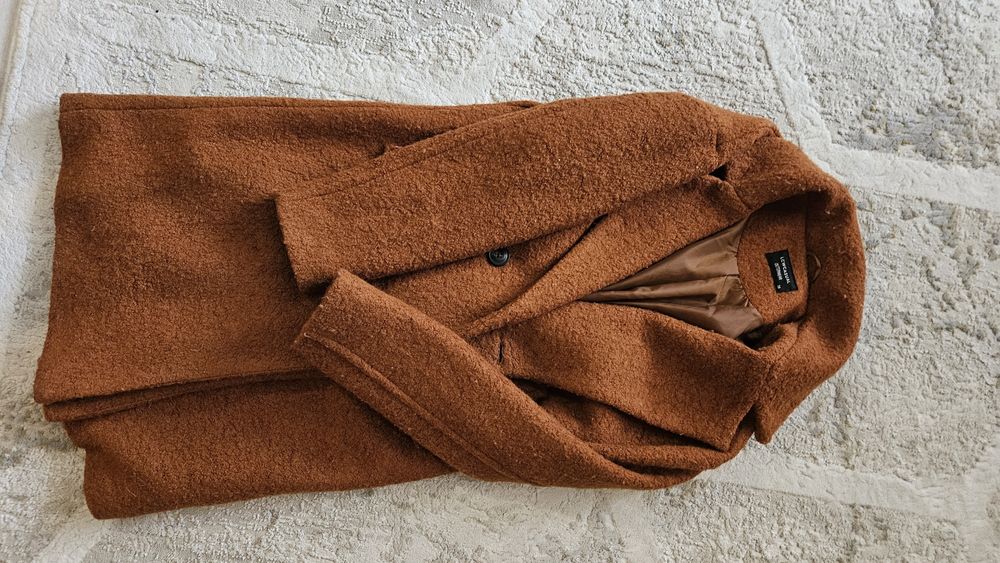 Продам пальто, пуховик