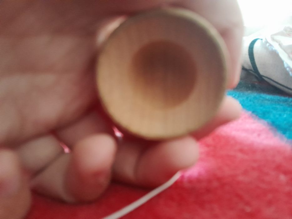 Vând kendama sweets tracker army green