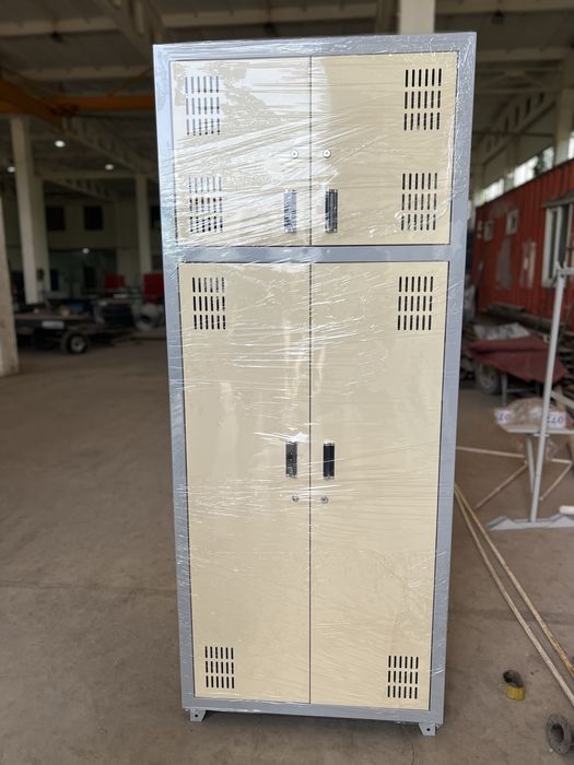 Металлический шкаф