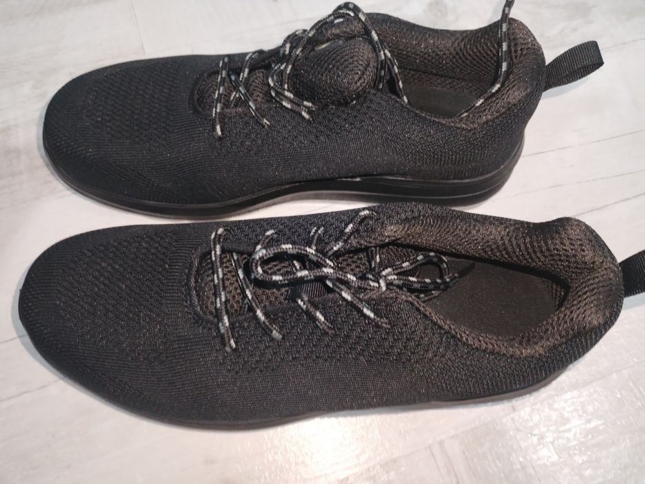 Работни обувки тип сейфти номер 42