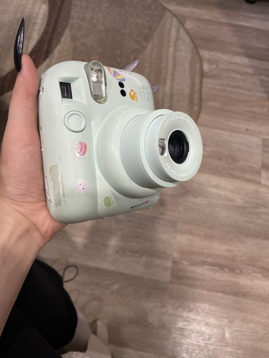 продам instax 12 mini