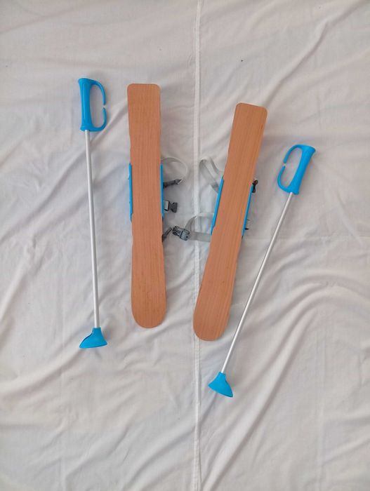 Schiuri copii + bețe + scaun detasabil