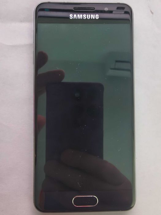 Samsung Galaxy A3 2016 – 4G – 16GB – Single SIM. Impecabil!