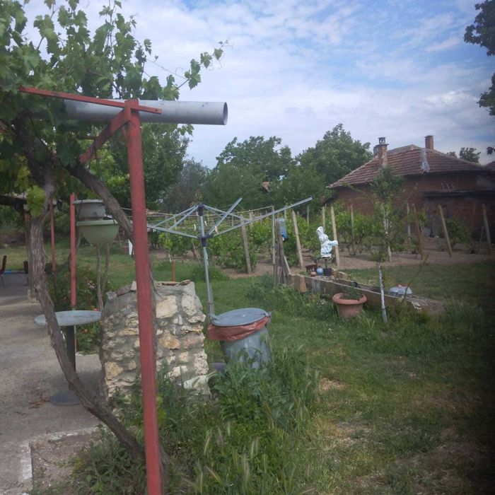 КЪЩА - с. Гиген обл. Плевен