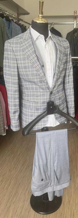 Costum Westeros marime 46