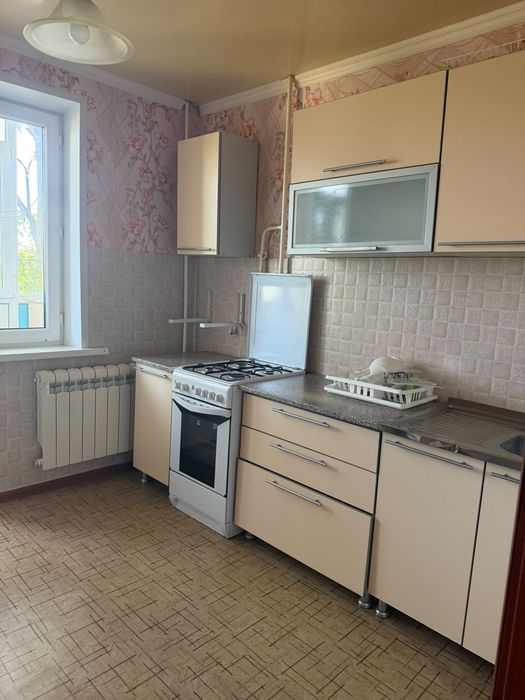 Сдам 2х ком кв на длительный срок