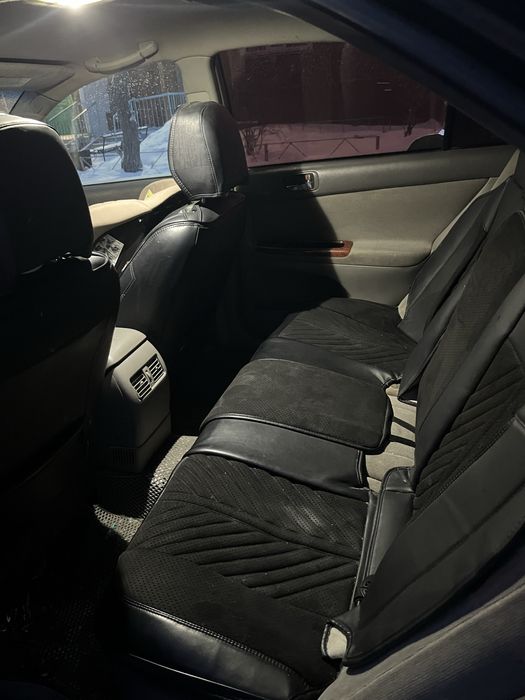 Продам машину toyota