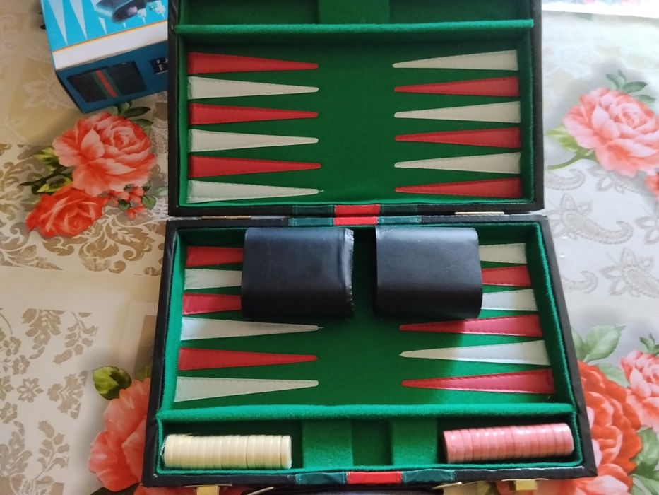 Vând table tip servietă