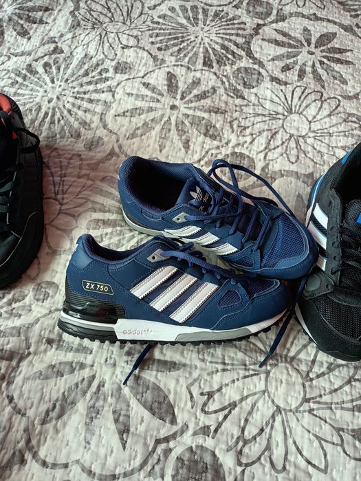 Маратонки - адидас