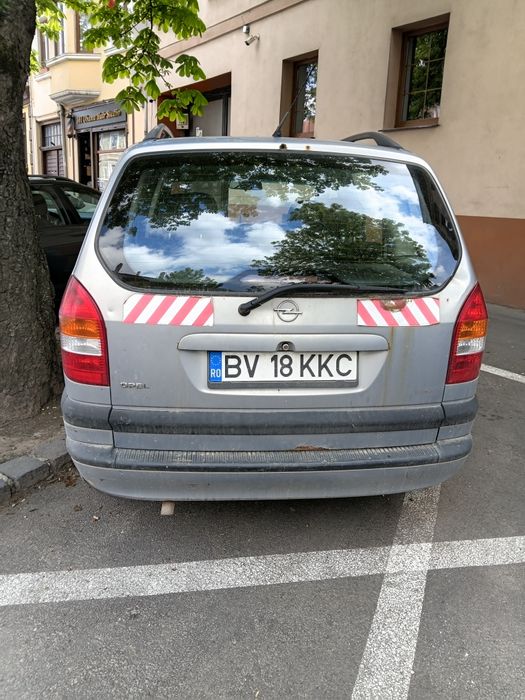 Vând Opel Zajfira ,mai multe detalii la tel 0770450261 ,fără  incidente în trafic ,acte in regulă  are si baulet deasupra(portbagaj).